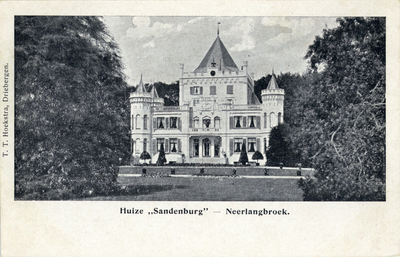 10949 Gezicht op de voorgevel van het kasteel Sandenburg met omringend park (Langbroekerdijk A 22-A 28) te ...